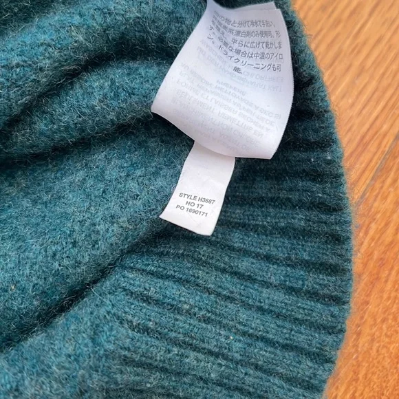 SOLD! J. Crew 100% Cashmere Cropped Waffle V Neck Sweater Emerald Medium - Picture 4 of 4
